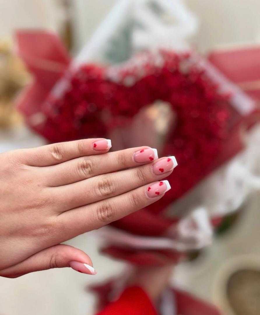 کاشت ناخن سیدرضی 
