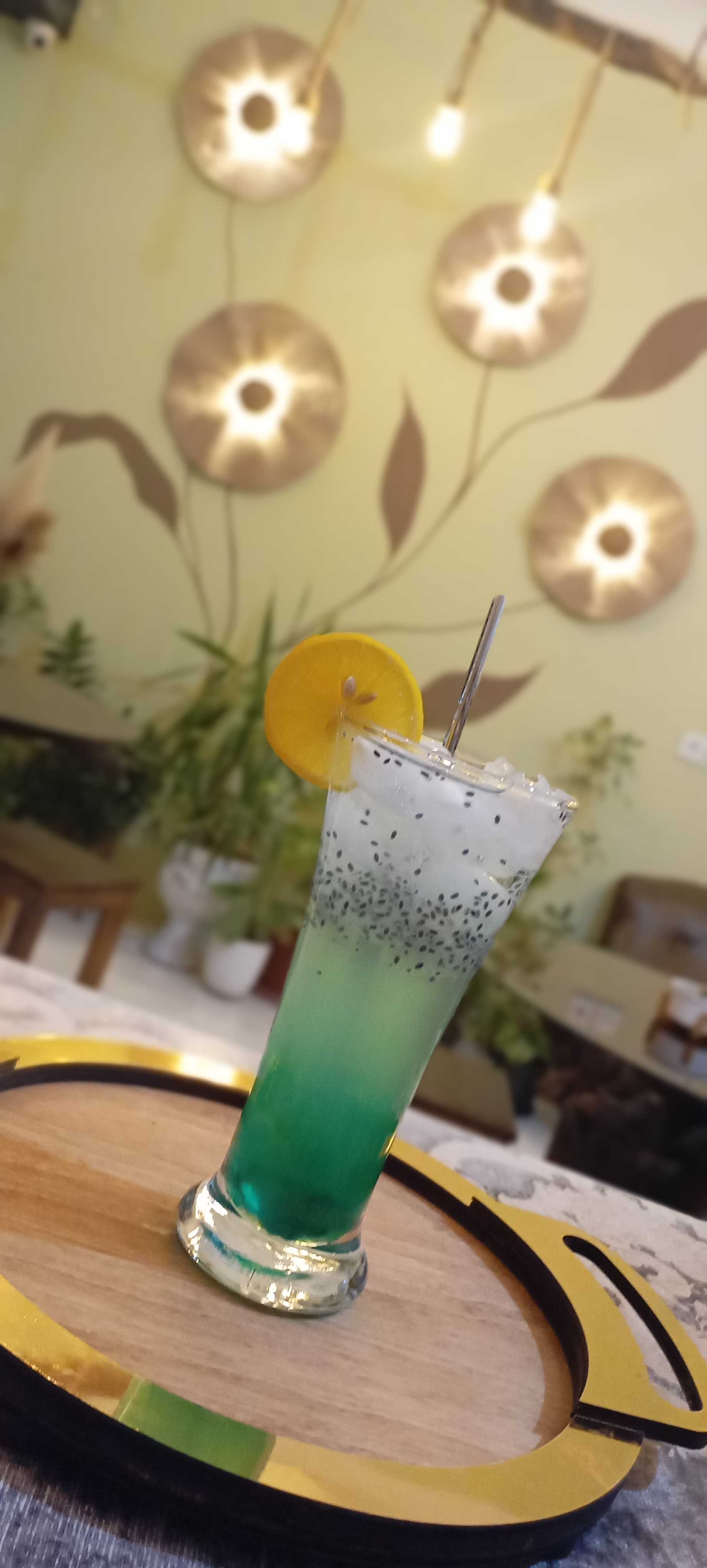کافه چوبی 